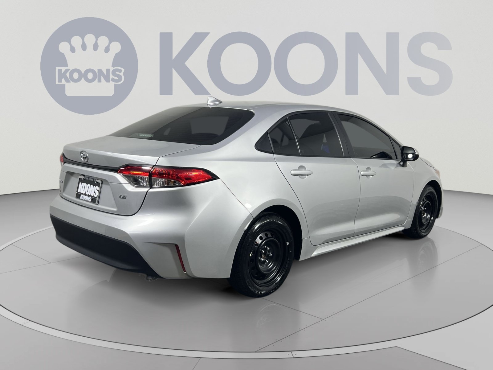 Used 2025 Toyota Corolla LE FWD image 7