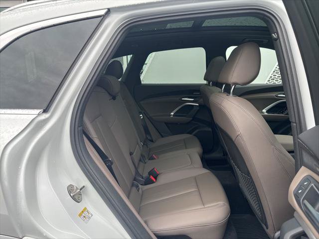 Certified 2025 Audi Q5 Premium Plus w/ Premium Plus AWD/4WD image 18