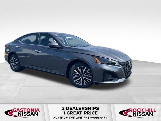 New 2025 Nissan Altima 2.5 SV w/ SV Premium Package