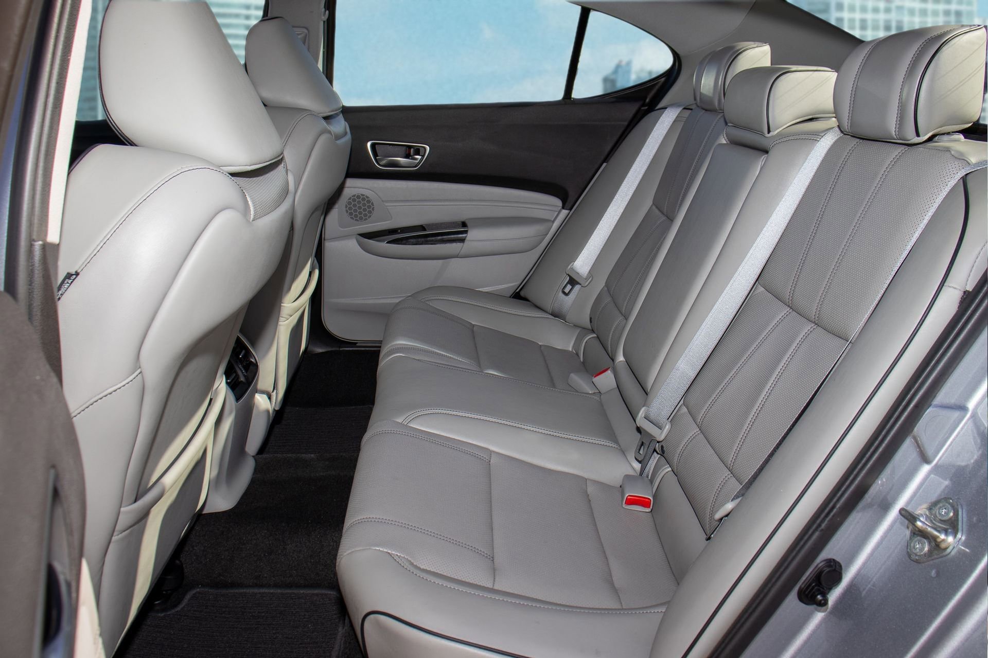 Used 2018 Acura TLX V6 w/ Technology Package image 7