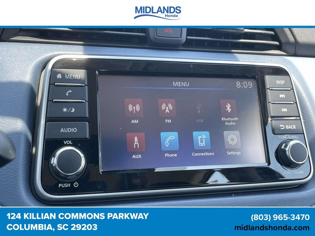 Used 2025 Nissan Versa SV FWD image 25
