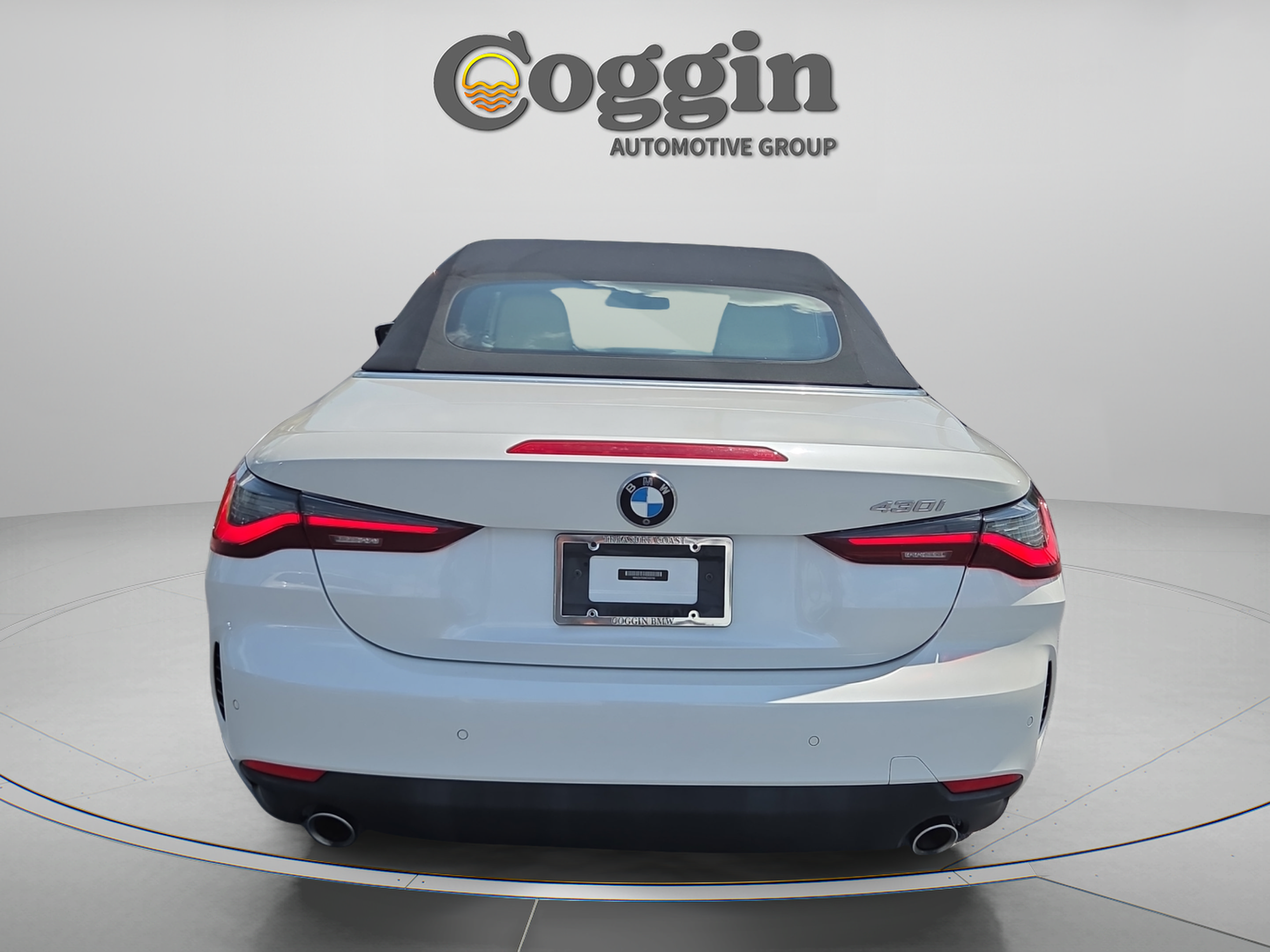 Used 2021 BMW 430i Convertible RWD image 4