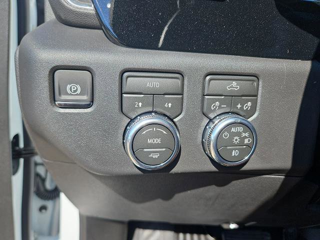 New 2026 GMC Sierra 1500 Elevation image 18