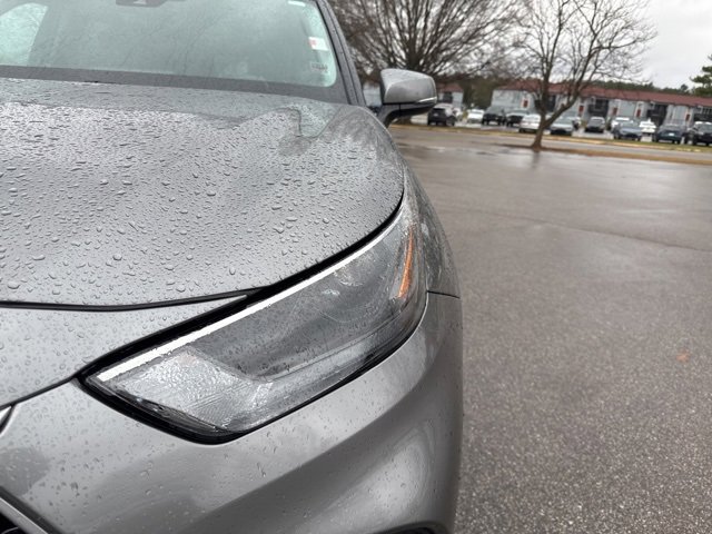 Used 2025 Toyota Highlander XLE image 9