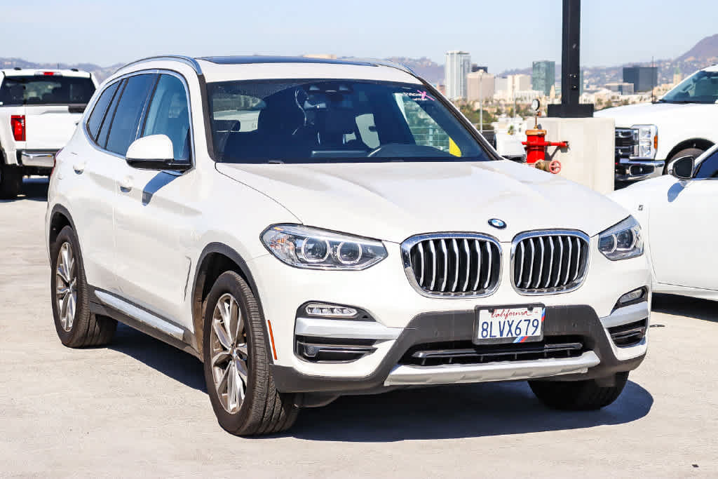 Used 2019 BMW X3 sDrive30i w/ Convenience Package RWD image 3