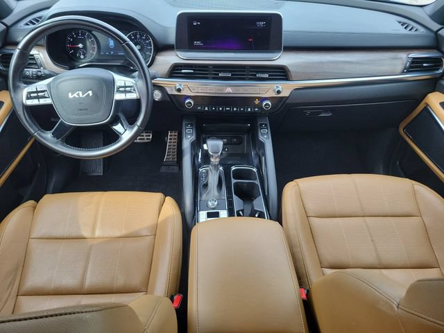 Used 2022 Kia Telluride SX w/ Towing Package FWD image 13