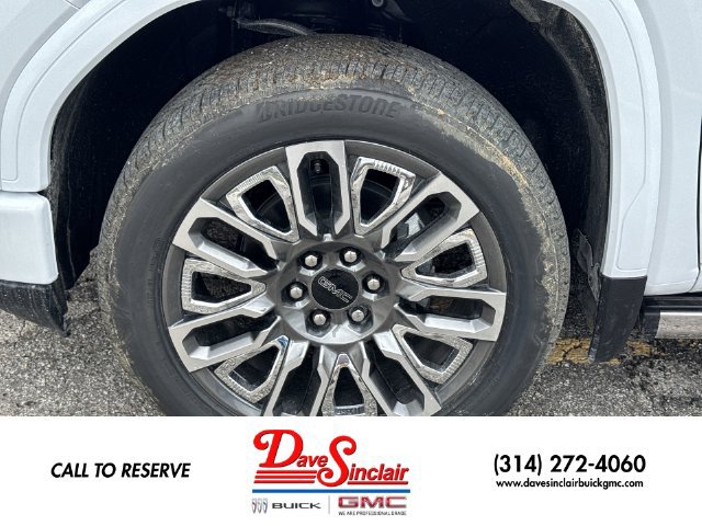 New 2026 GMC Sierra 1500 Denali Ultimate w/ LPO, Black Badging Package AWD/4WD image 10