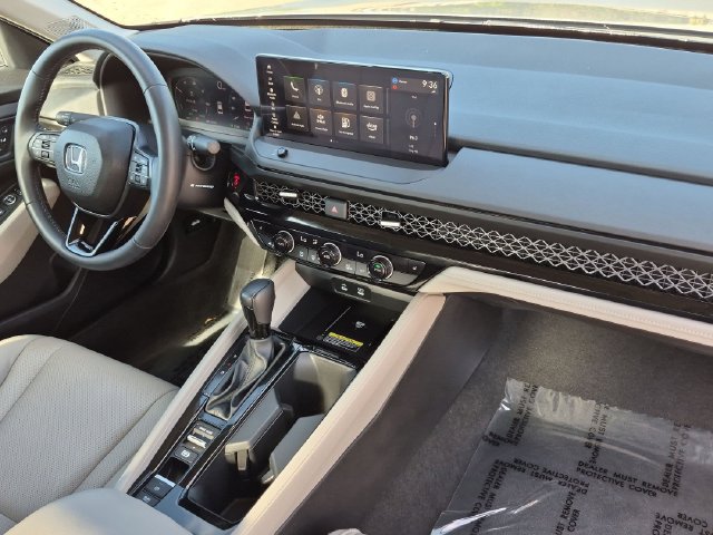Used 2025 Honda Accord EX-L image 29