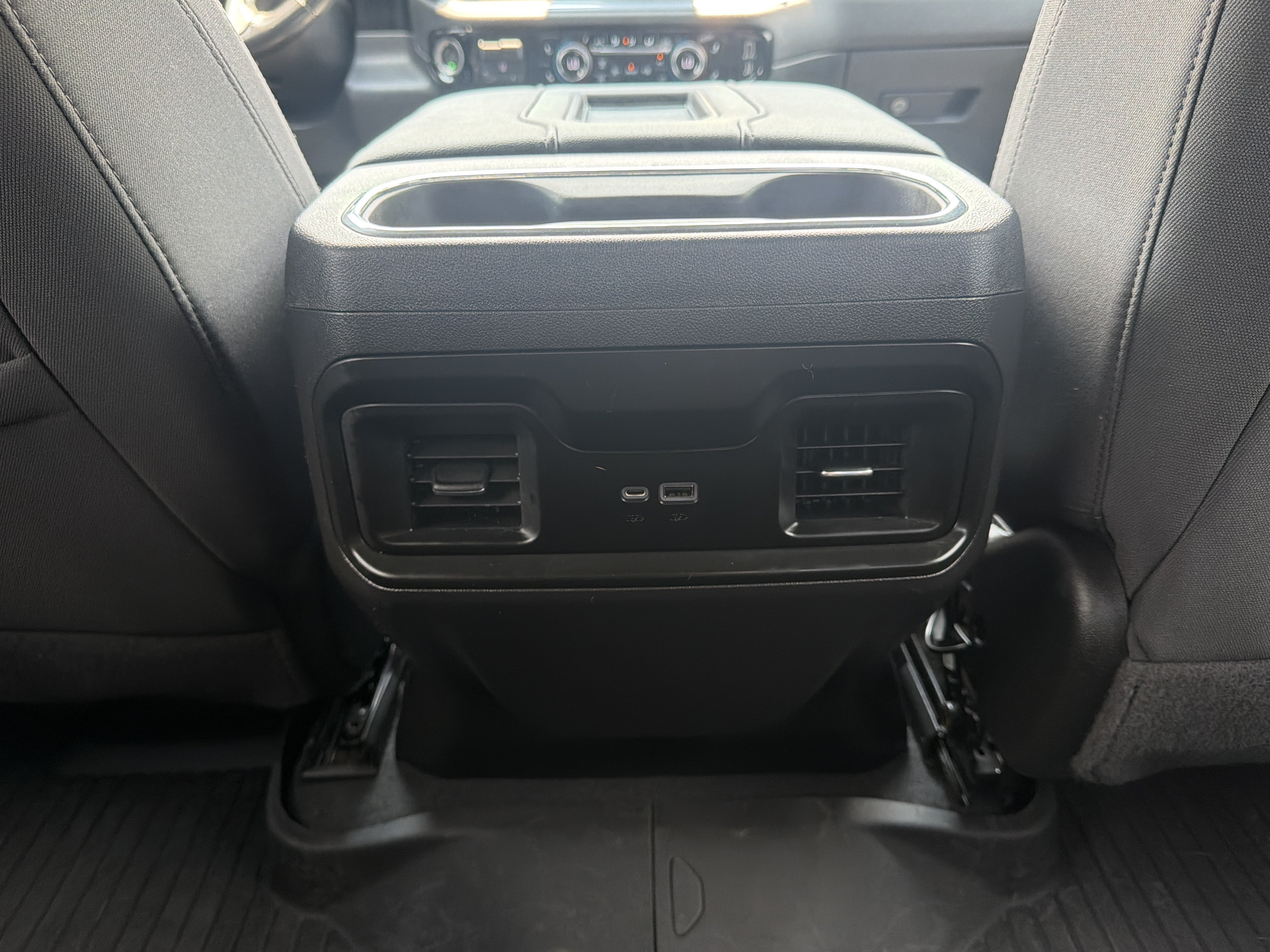 Used 2022 Chevrolet Silverado 1500 LT Trail Boss w/ Convenience Package II AWD/4WD image 28
