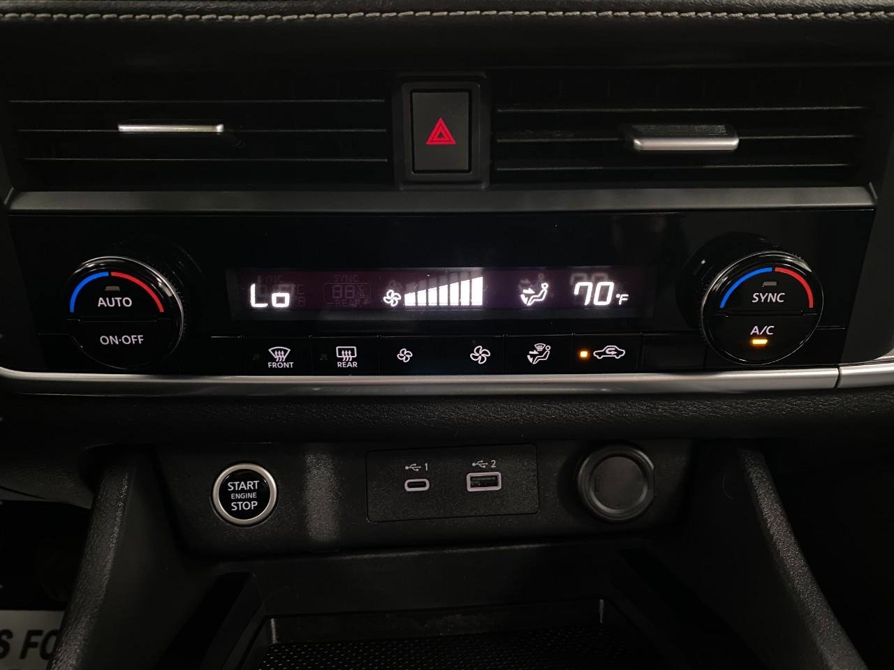 Used 2023 Nissan Rogue SV image 23