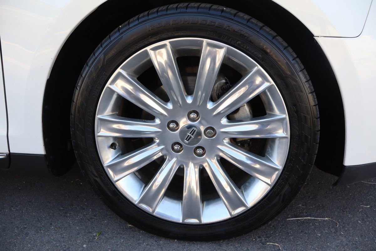 Used 2012 Lincoln MKS AWD image 43