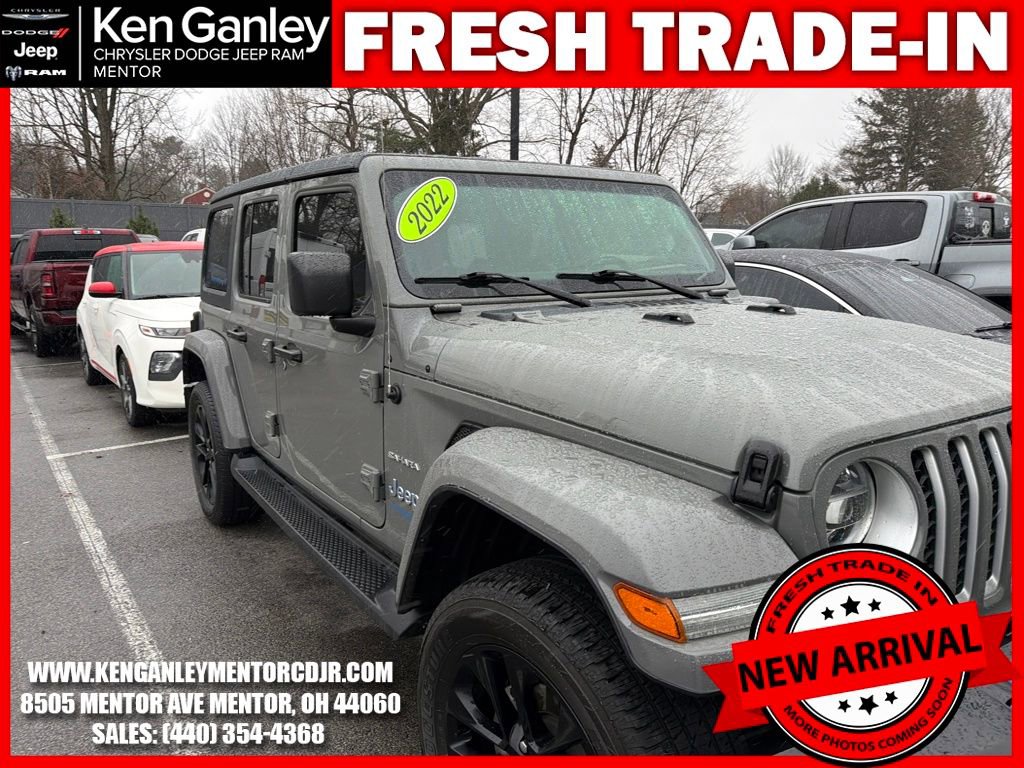 Used 2022 Jeep Wrangler Unlimited Sahara w/ Cold Weather Group image 13