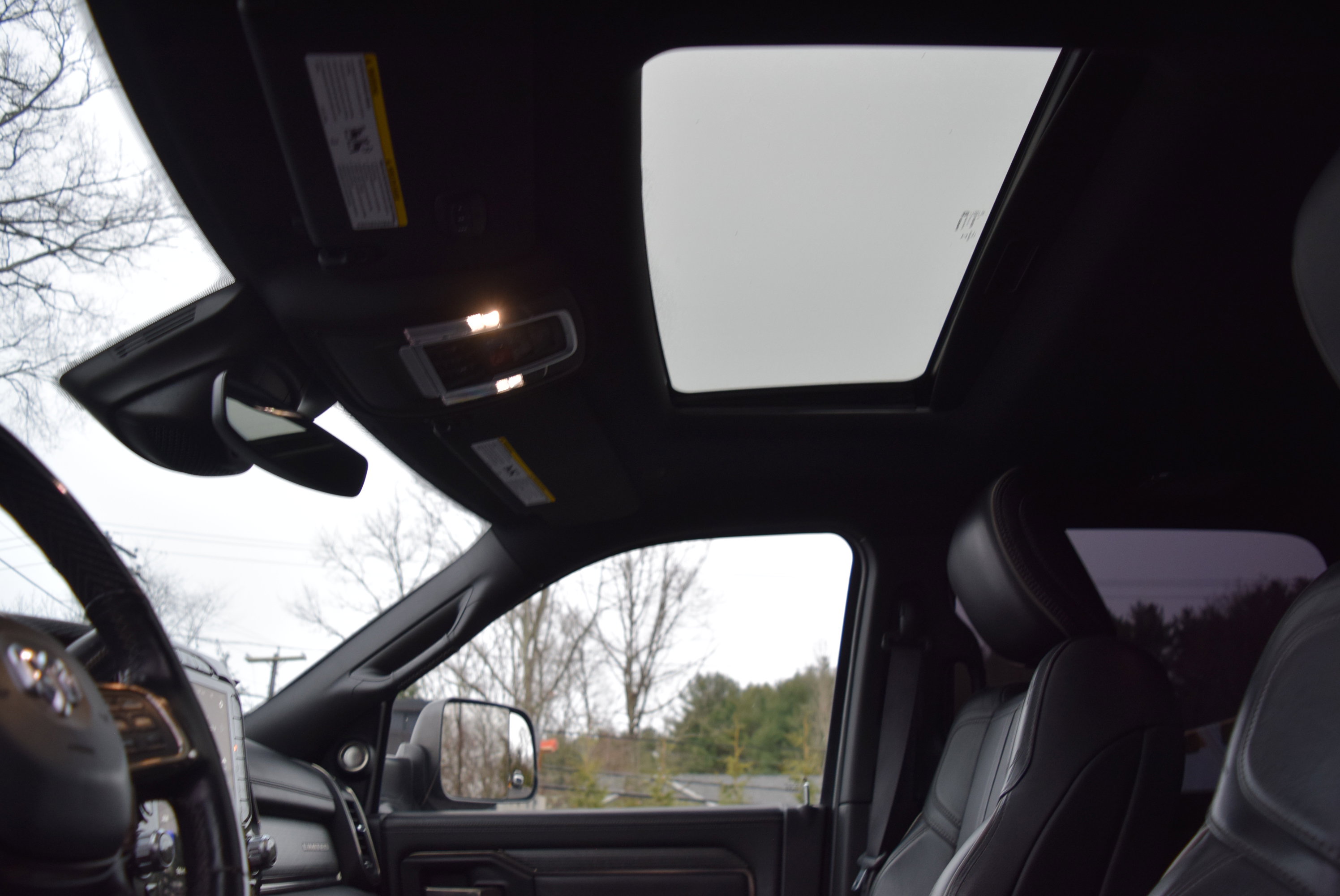 Used 2020 RAM 3500 Limited image 11