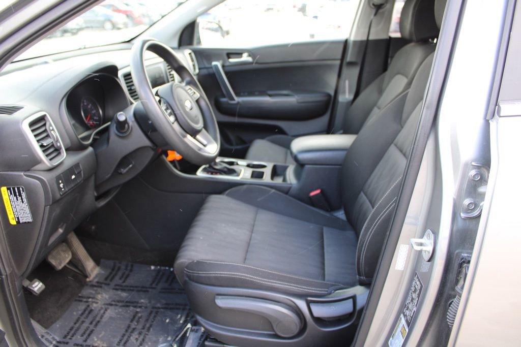 Used 2020 Kia Sportage LX image 14