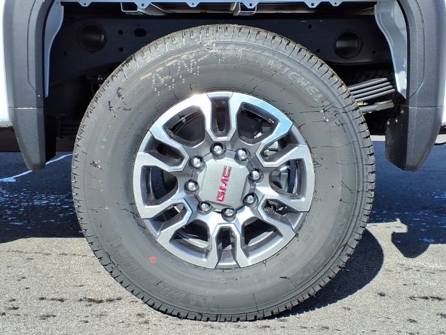 New 2026 GMC Sierra 2500 SLE w/ Preferred Package AWD/4WD image 9