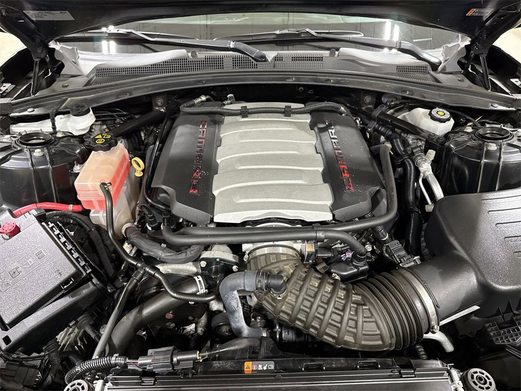 Used 2018 Chevrolet Camaro SS w/ LPO, Ground Effects Package image 26