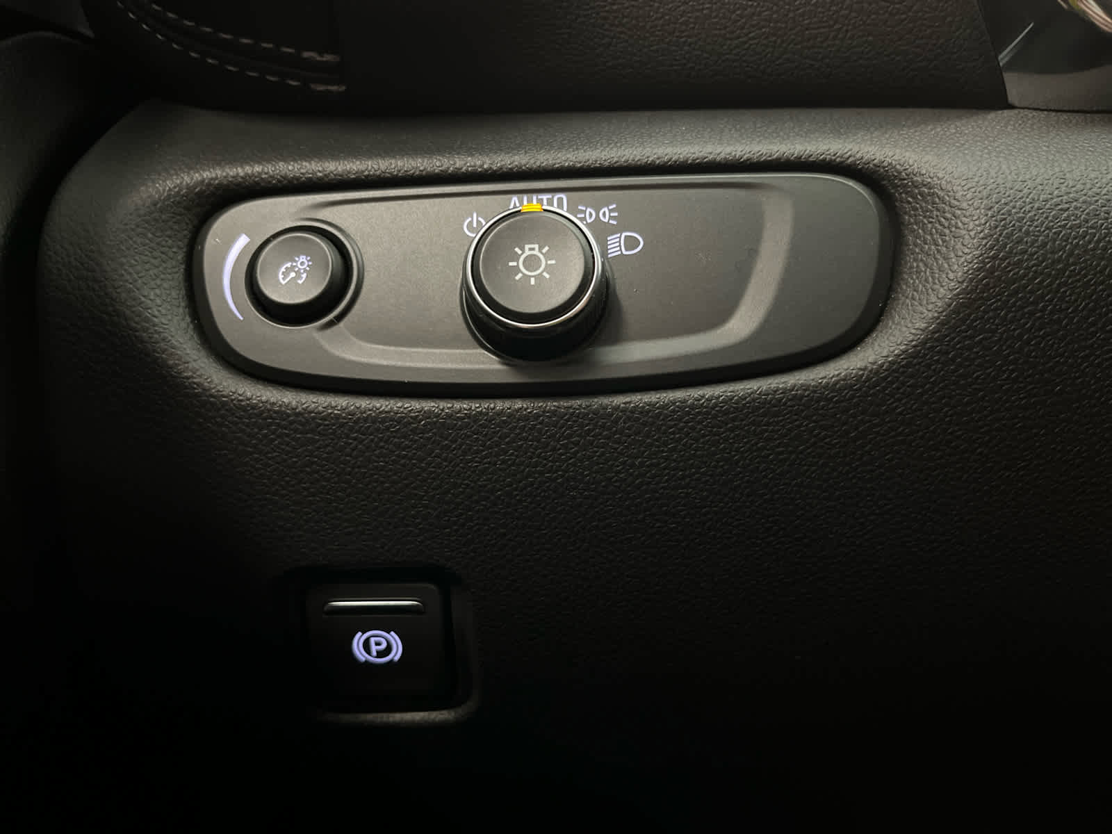 Used 2024 Chevrolet Blazer LT w/ Convenience Package image 19