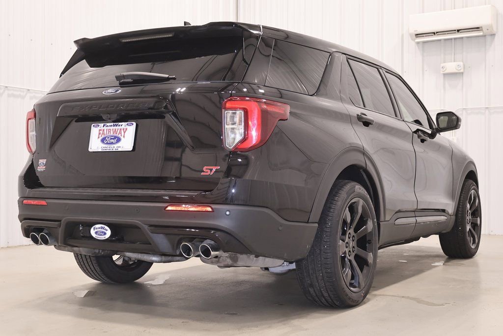 Certified 2022 Ford Explorer ST w/ Equipment Group 401A image 10