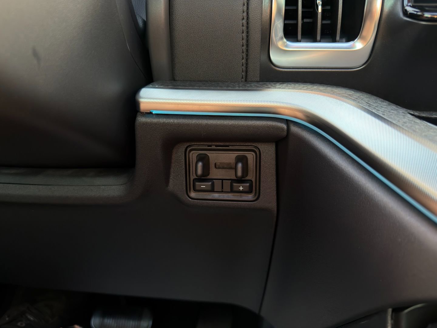 New 2025 Ford Expedition Tremor image 52