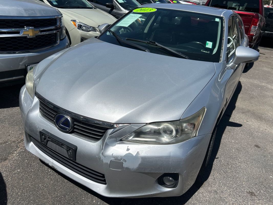 Used 2013 Lexus CT 200h w/ Premium Pkg w/Backup Camera FWD image 1