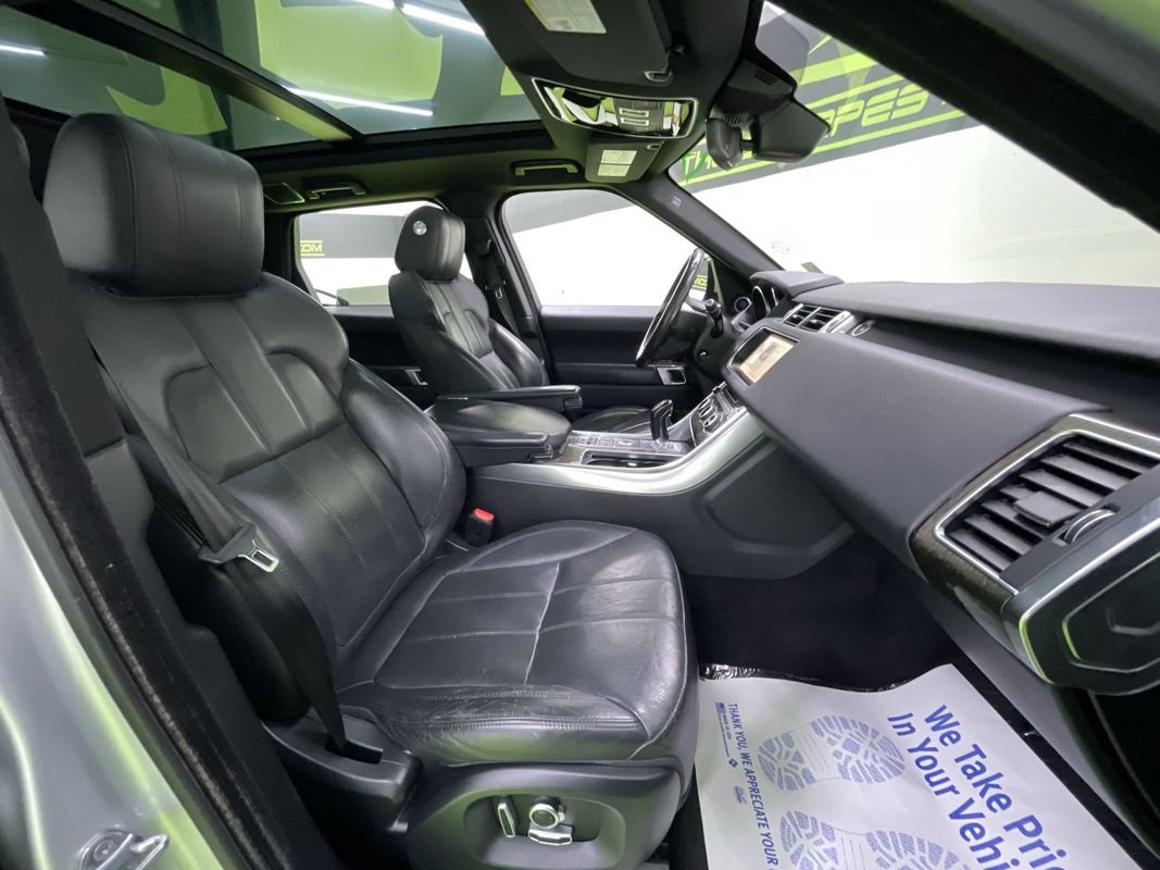 Used 2017 Land Rover Range Rover Sport HSE image 30