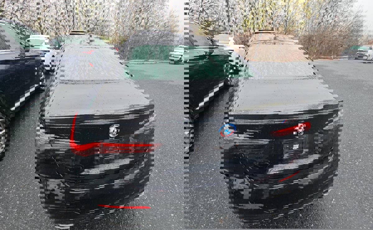 Used 2023 BMW 440i xDrive Coupe w/ Premium Package image 4