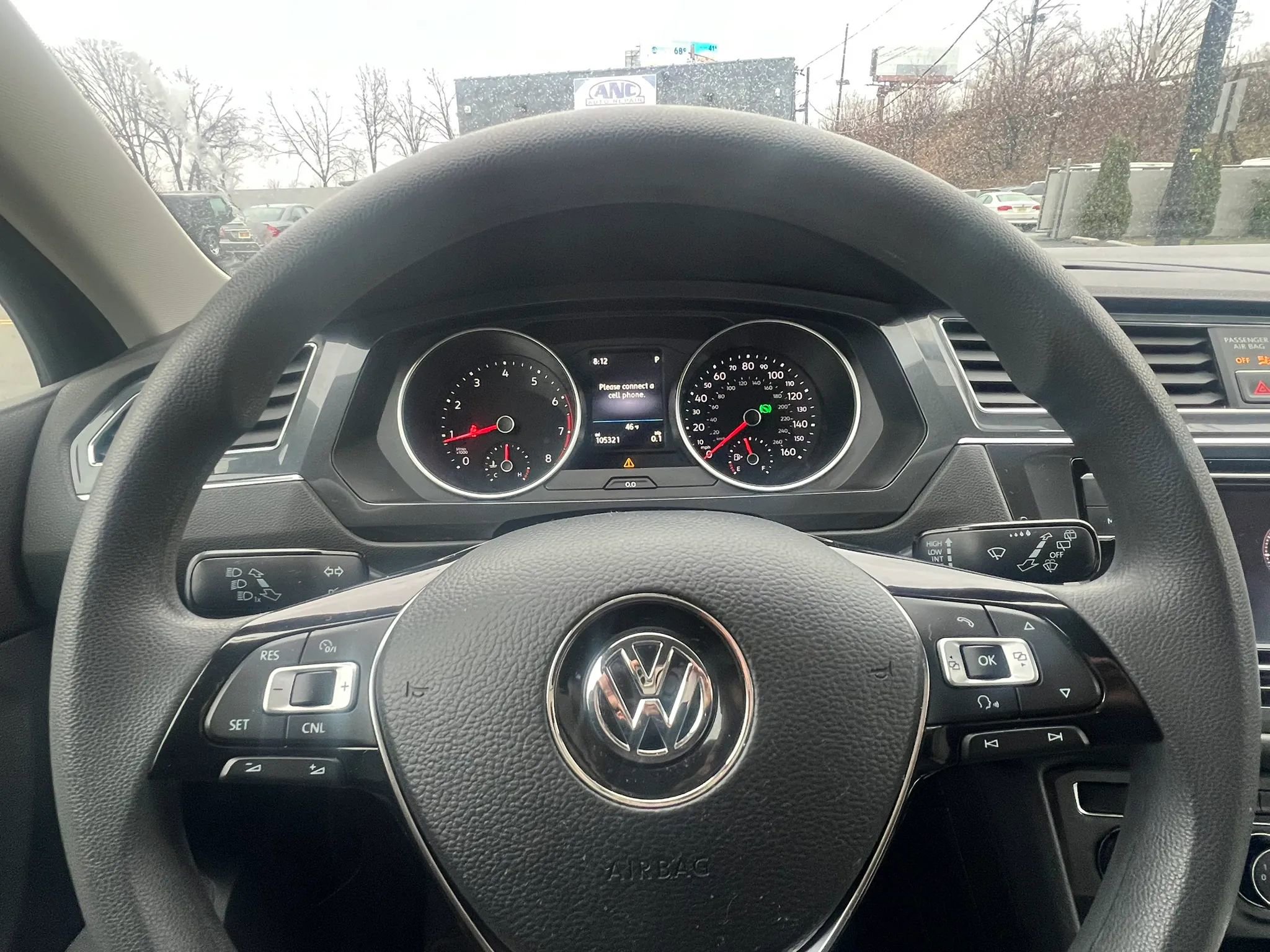 Used 2018 Volkswagen Tiguan S image 13