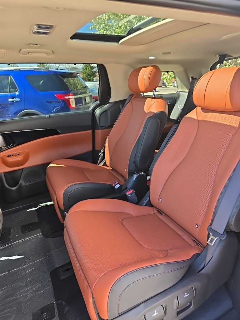 New 2025 Kia Carnival SX Prestige image 14