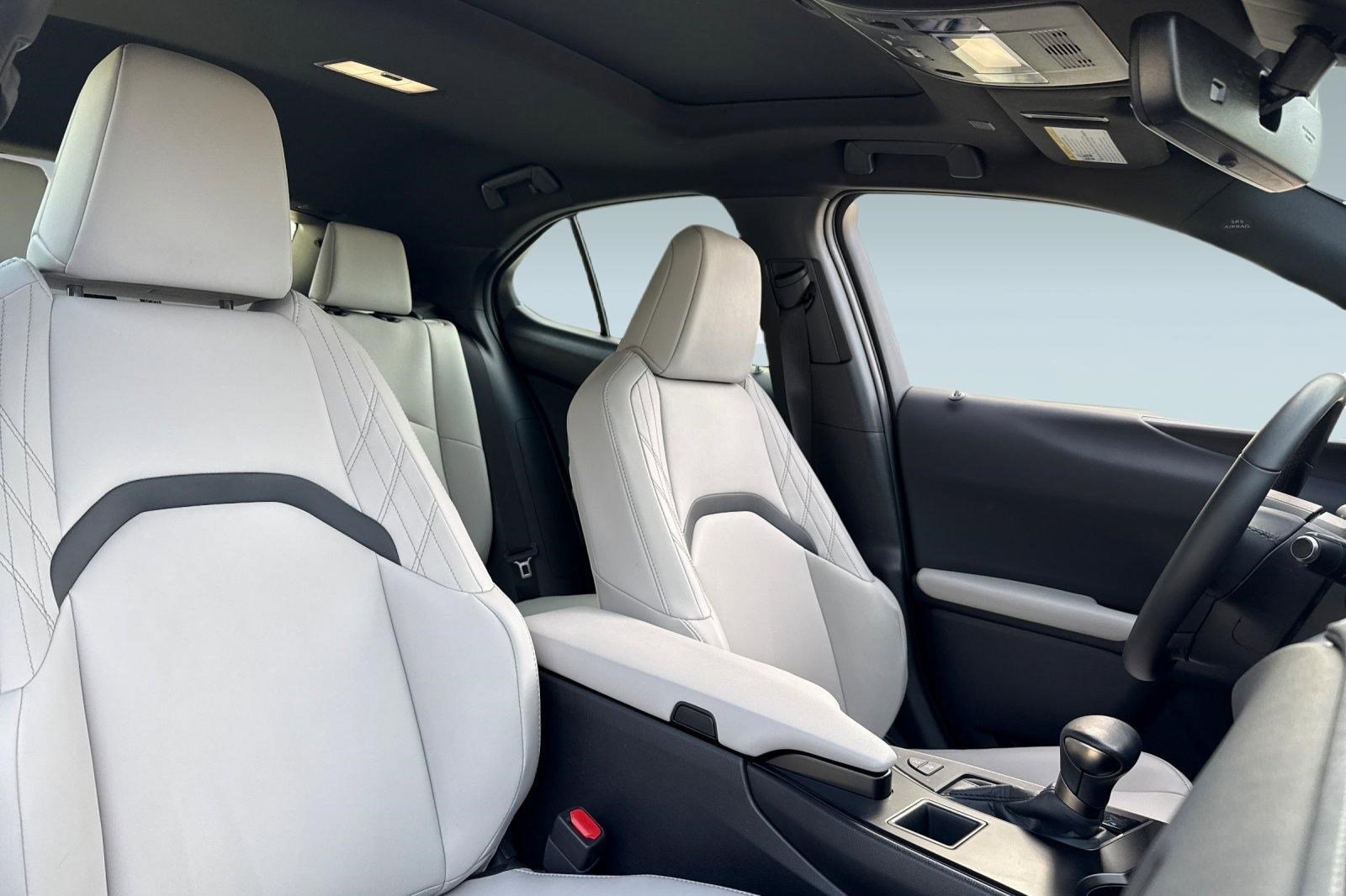 Used 2024 Lexus UX 250h FWD image 30