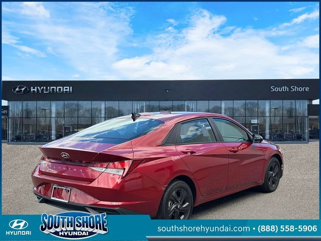 Certified 2023 Hyundai Elantra SEL FWD image 6