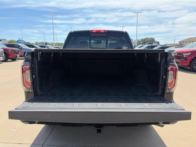 Used 2016 GMC Sierra 1500 Denali w/ Enhanced Driver Alert Package AWD/4WD image 5