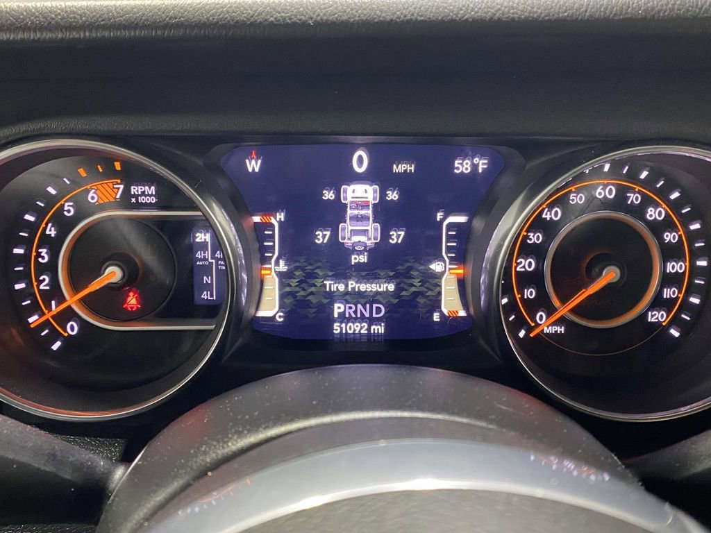 Used 2019 Jeep Wrangler Unlimited Sahara image 25