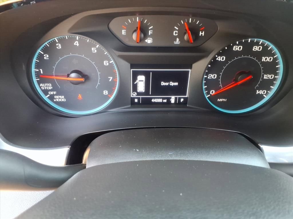 Used 2021 Chevrolet Traverse LS AWD/4WD image 32