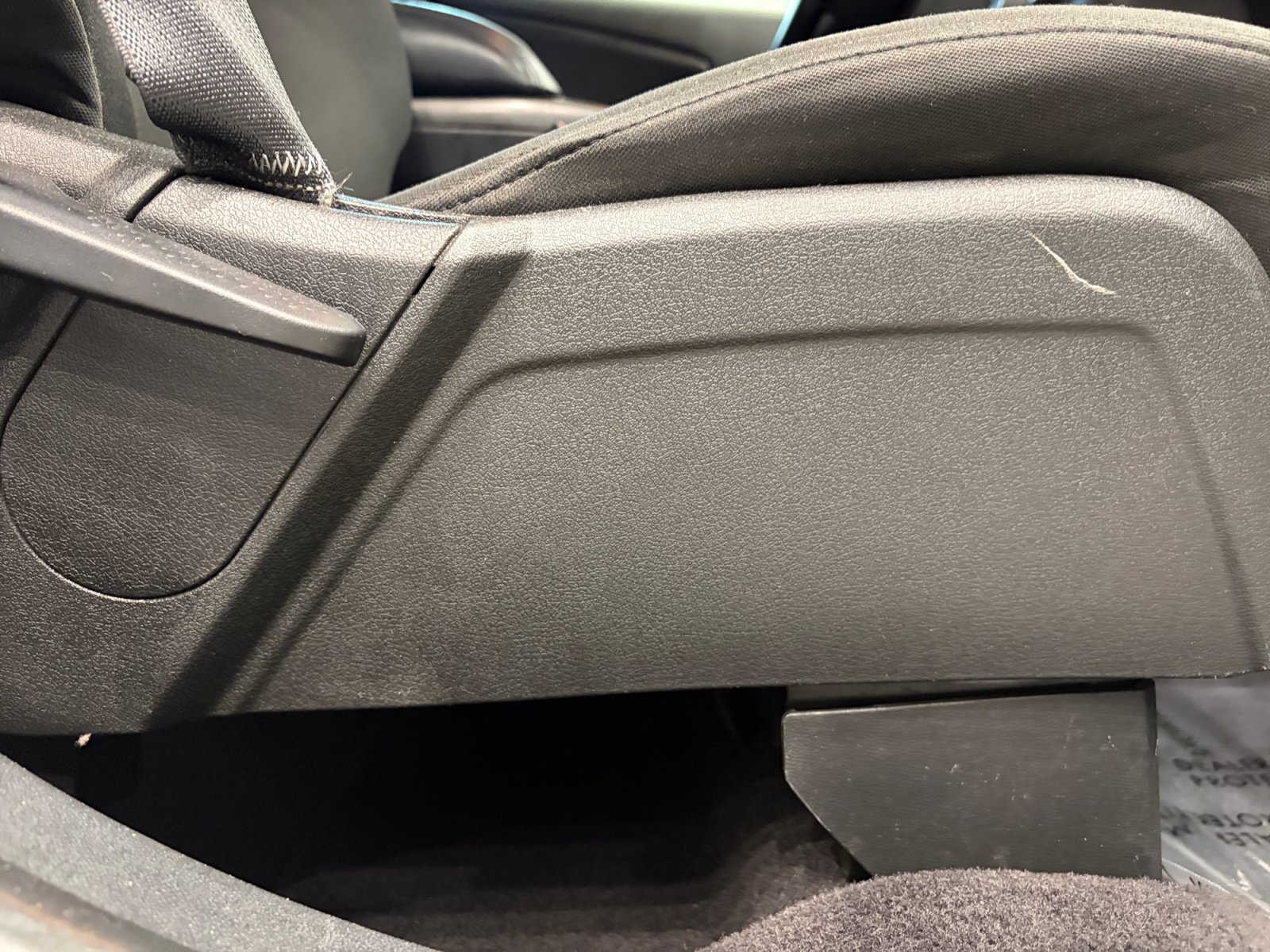 Used 2018 Dodge Journey SE w/ Connectivity Group FWD image 21