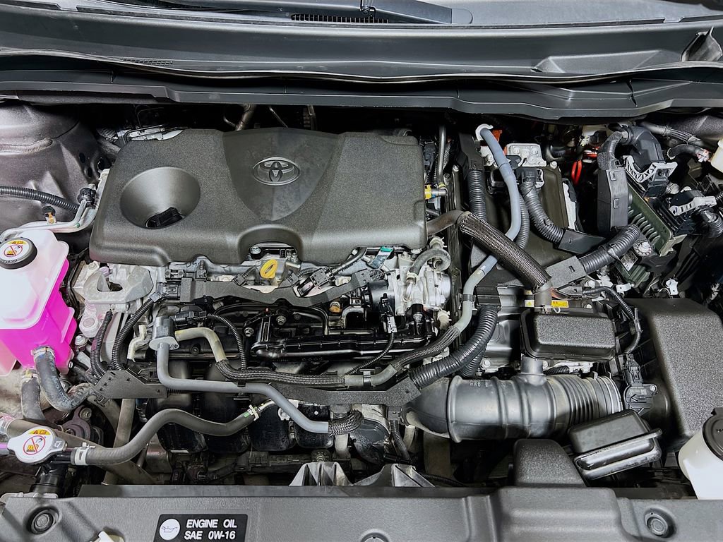 Certified 2024 Toyota Sienna Platinum FWD image 29