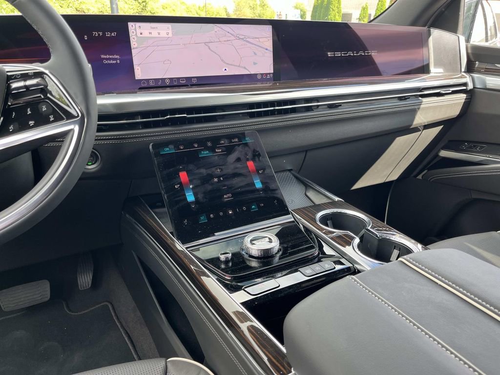 New 2026 Cadillac Escalade Luxury w/ Touring Package image 15