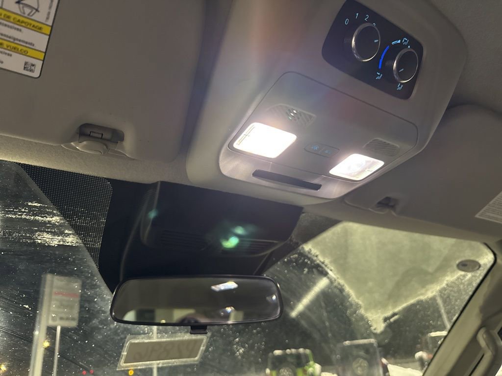 Used 2023 Ford Transit 350 XLT image 12