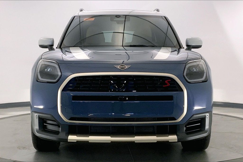 Used 2026 MINI Cooper Countryman S w/ Comfort Package Max AWD/4WD image 2