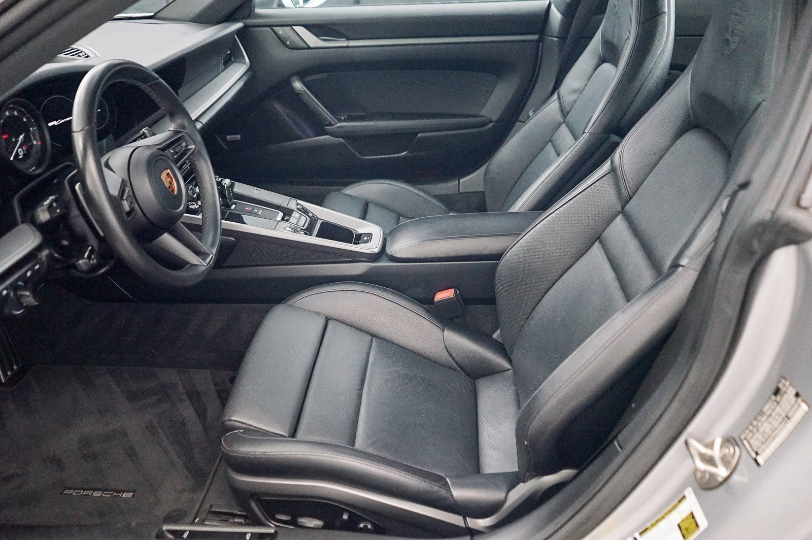 Used 2022 Porsche 911 Carrera image 21