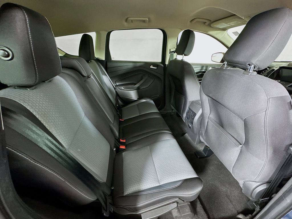 Used 2019 Ford Escape SE FWD image 25
