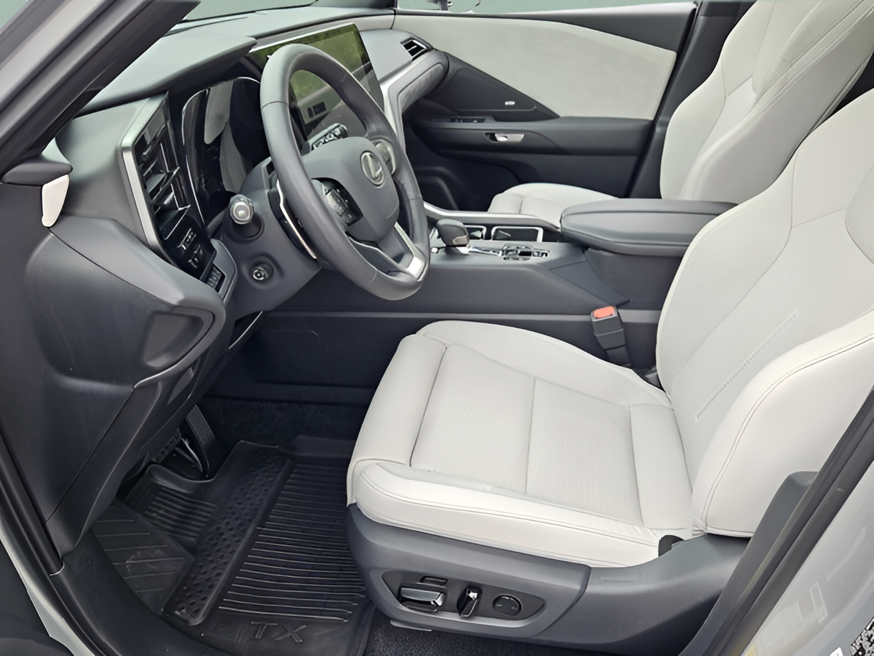 Used 2026 Lexus TX 350 AWD w/ Technology Package image 14