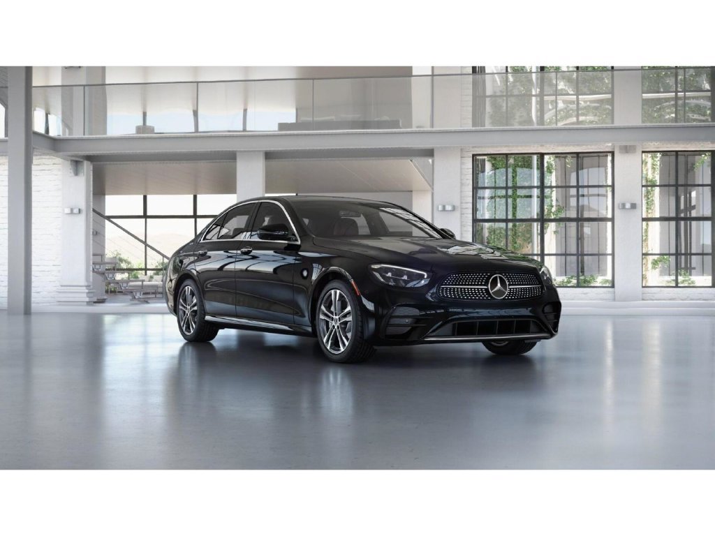 Used 2023 Mercedes-Benz E 350 4MATIC Sedan image 11