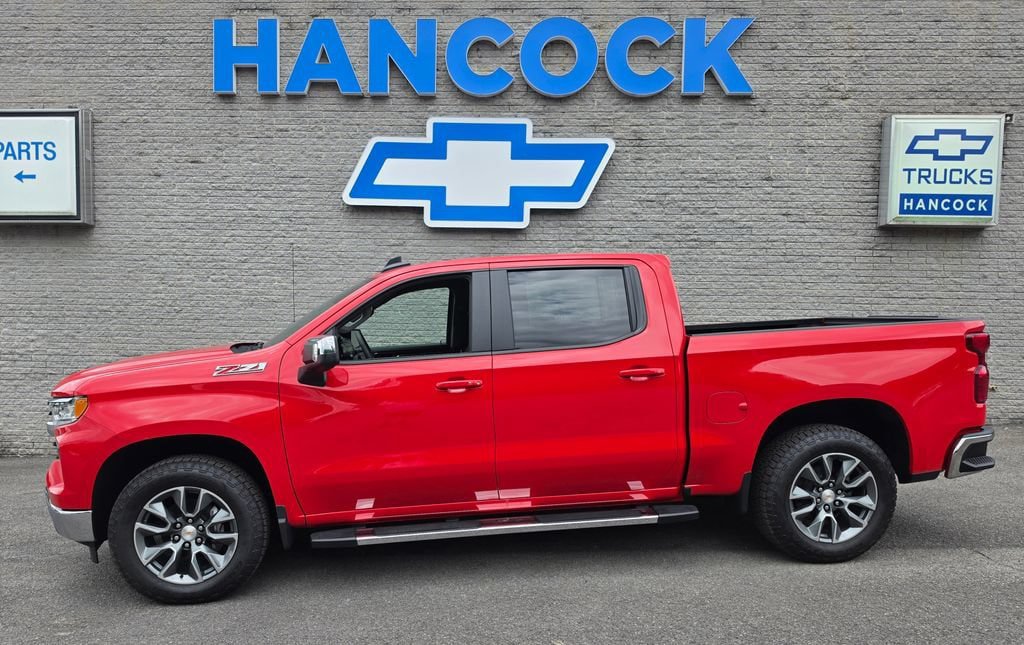 New 2026 Chevrolet Silverado 1500 LT w/ Z71 Off-Road Package AWD/4WD image 2