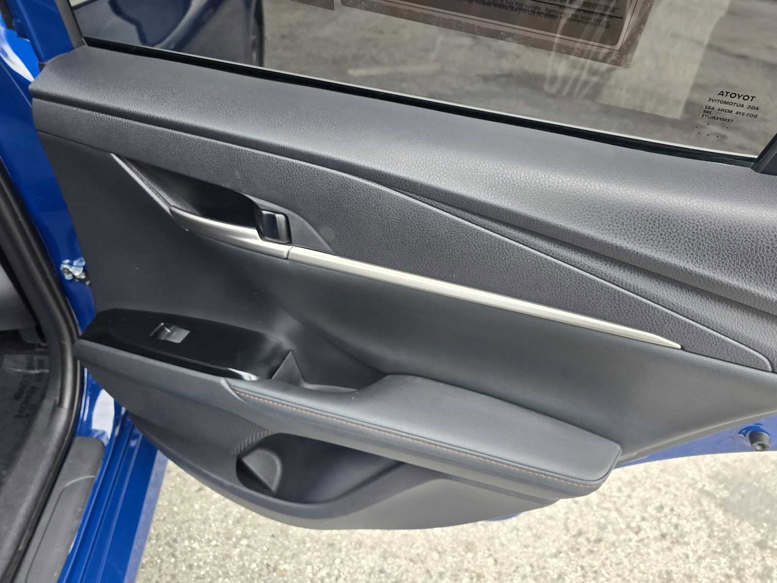 Used 2026 Toyota Camry XLE image 14