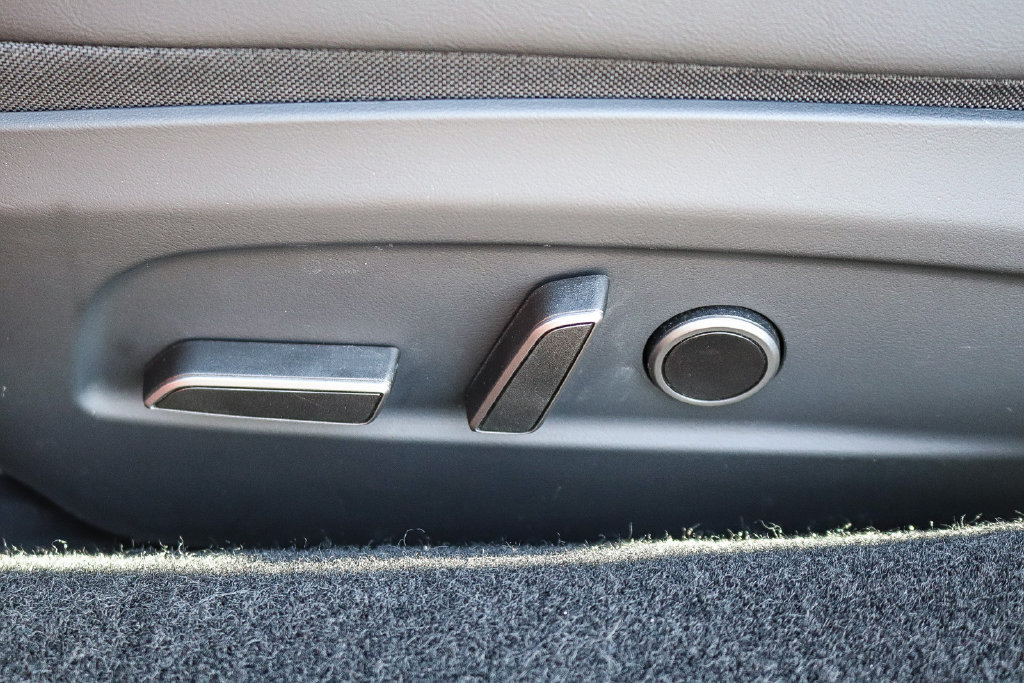 Used 2025 Tesla Model 3 Long Range RWD image 20
