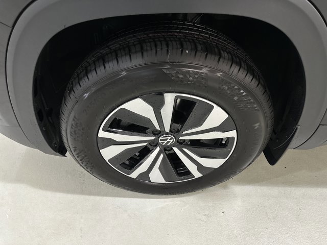 New 2026 Volkswagen Atlas SE image 11