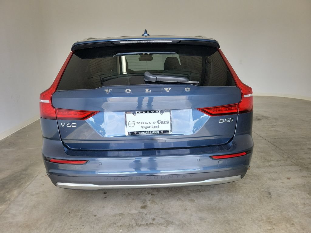 New 2026 Volvo V60 B5 Cross Country Plus w/ Climate Package AWD/4WD image 6