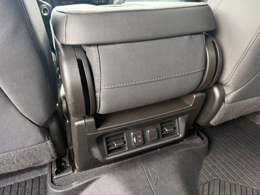 Used 2020 Chevrolet Silverado 1500 LT w/ All-Star Edition AWD/4WD image 30