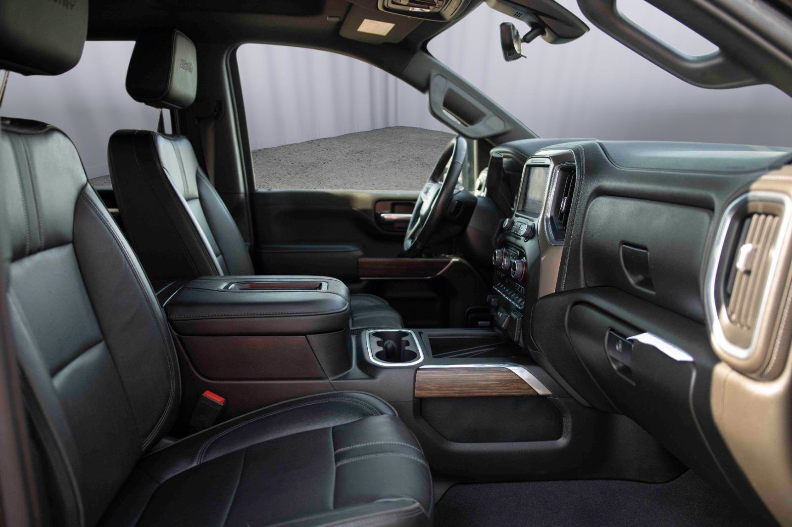 Used 2022 Chevrolet Silverado 2500 High Country w/ Technology Package image 18