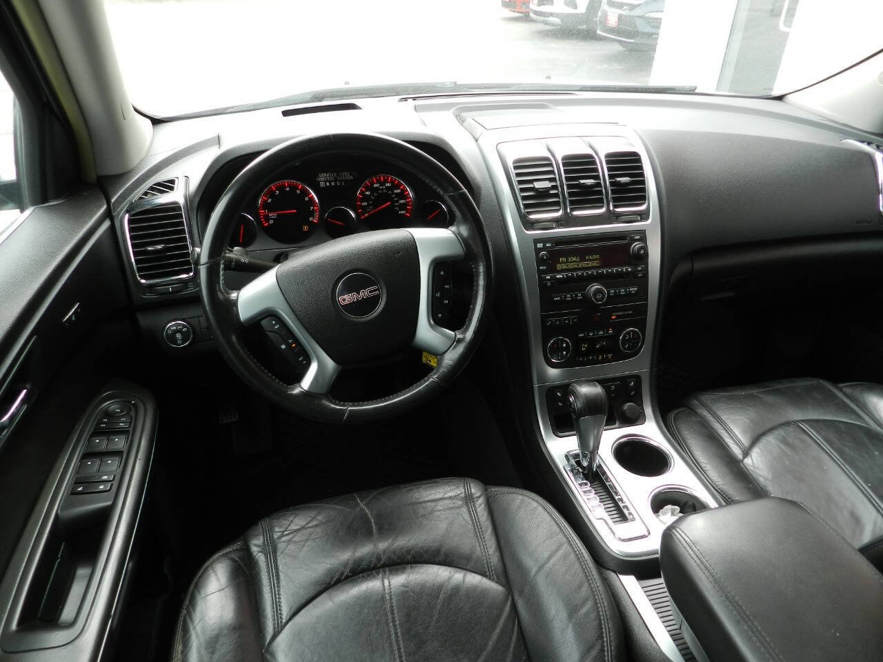 Used 2007 GMC Acadia SLT w/ Trailering Package AWD/4WD image 9
